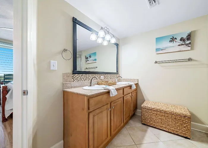 Holiday home Sanibel 1607 *